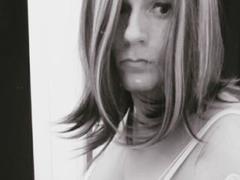 AliciaPouf - blond shemale webcam at xLoveCam