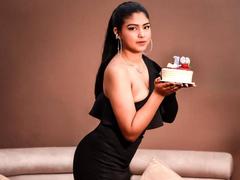 AliciaStone - female with black hair and  big tits webcam at xLoveCam