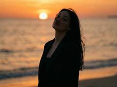 AlidaKarma - female with black hair webcam at xLoveCam