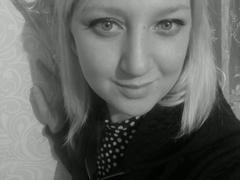 AlimaG from xLoveCam