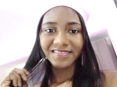 AlinaBennet from xLoveCam