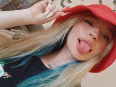 AlinaLee from xLoveCam
