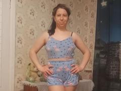 AlinaMiss - blond female with  small tits webcam at xLoveCam