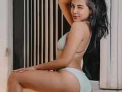 AlinaMonroe - female with  big tits webcam at xLoveCam