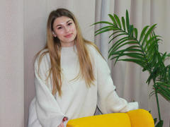 AlinaMiln from LiveJasmin