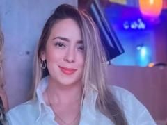 AlinaSmiith - blond female with  small tits webcam at xLoveCam