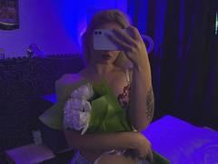 AlinaXGlamours - blond female webcam at xLoveCam