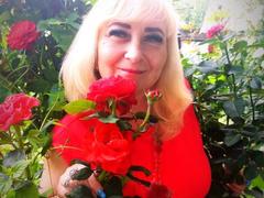 AlinaXX69 from xLoveCam