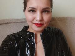 AlinasissyX - female with brown hair and  big tits webcam at xLoveCam