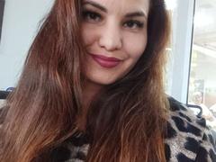 AlinasissyX - female with brown hair and  big tits webcam at xLoveCam