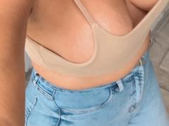 Aline69s from xLoveCam