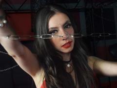 AmeliaRizzo - female with brown hair and  big tits webcam at LiveJasmin