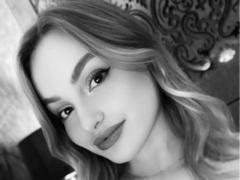 AlisaRiden - blond female webcam at xLoveCam