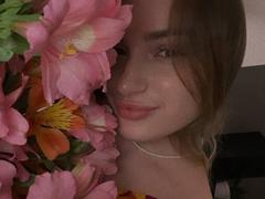 AlisaRiden - blond female webcam at xLoveCam