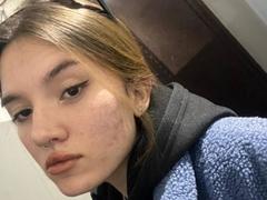 AlisaSellinger - female with black hair webcam at xLoveCam