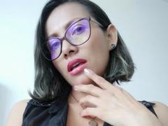AlishaColins - female webcam at xLoveCam
