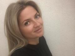 AlisonXCristal - blond female with  small tits webcam at xLoveCam