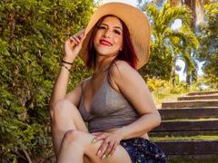 AlissaBrown - female with red hair webcam at xLoveCam