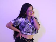 AlissonAmbani - female with black hair and  big tits webcam at LiveJasmin