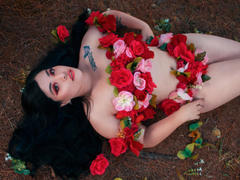 AlissonPeachI from xLoveCam