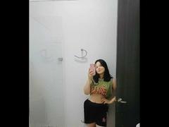 Allanna69 - female with black hair webcam at xLoveCam
