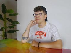 AllexNoa from xLoveCam