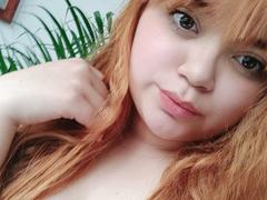 AllieJohnson - female webcam at xLoveCam