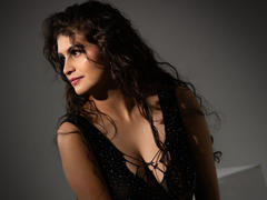 AllieMily from xLoveCam