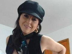 AlliePearl - female with black hair and  big tits webcam at xLoveCam