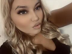AllysonK - blond female with  big tits webcam at xLoveCam