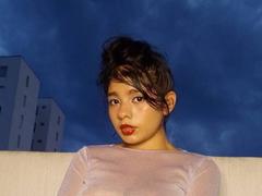 AllysonSexxy - female with brown hair and  small tits webcam at xLoveCam