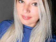AlmaDeAngel69 - blond female webcam at xLoveCam