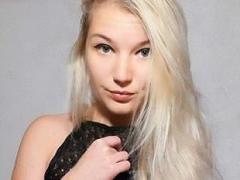 AlmaDeAngel69 - blond female webcam at xLoveCam