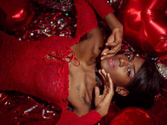 AlmaSimons - female with black hair and  big tits webcam at LiveJasmin