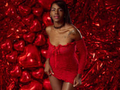 AlmaSimons - female with black hair and  big tits webcam at LiveJasmin