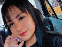 AlmaSmith - female webcam at xLoveCam