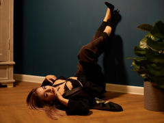 EvaBilberry - female with red hair webcam at LiveJasmin