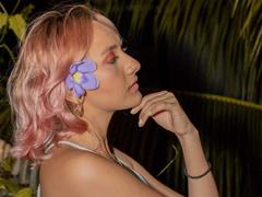 AlterEgoSecond - female with  small tits webcam at xLoveCam