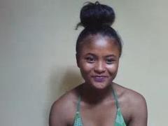 Alyahs from xLoveCam