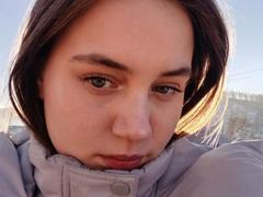 GarnettMeeker - female with brown hair webcam at LiveJasmin