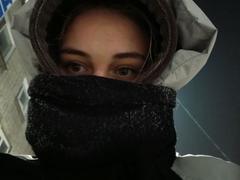 GarnettMeeker - female with brown hair webcam at LiveJasmin