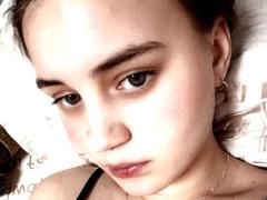 GarnettMeeker - female with brown hair webcam at LiveJasmin