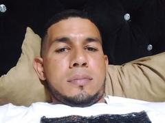 AmaelX from xLoveCam