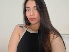 AmaiSalvatore - female with brown hair webcam at LiveJasmin