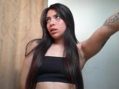 AmaiSalvatore - female with brown hair webcam at LiveJasmin