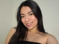 AmaiSalvatore - female with brown hair webcam at LiveJasmin