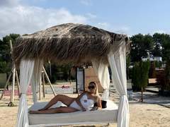 AmandaSexyLips - blond female webcam at xLoveCam