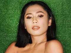 AmandaVictoria - shemale webcam at xLoveCam