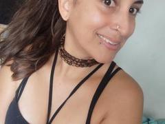 AmaraRose69 - female with brown hair and  small tits webcam at xLoveCam