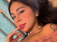 AmaraStorm - female with black hair webcam at xLoveCam